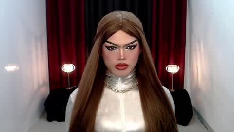 Snapshot of shanex01 chatting on 12/23/24, 03:01 Shane X online show from 12/23/24, 03:01