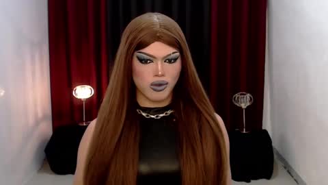 Snapshot of shanex01 chatting on 01/23/25, 09:39 Shane X online show from 01/23/25, 09:39