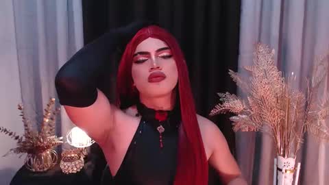 Snapshot of shanex01 chatting on 12/21/25, 01:07 Shane X online show from 12/21/25, 01:07