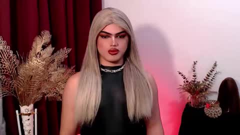 Snapshot of shanex01 chatting on 02/18/26, 01:07 Shane X online show from 02/18/26, 01:07