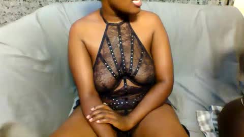 Snapshot of shania_sleigh chatting on 02/11/26, 06:35 shania_sleigh online show from 02/11/26, 06:35
