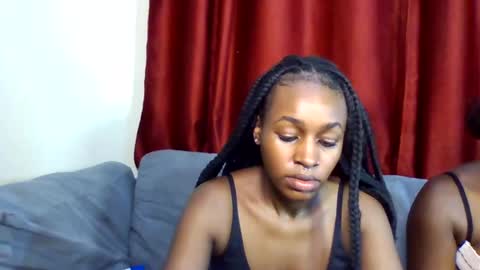 Snapshot of shania_sleigh chatting on 04/01/26, 01:41 shania_sleigh online show from 04/01/26, 01:41