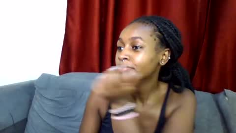 Snapshot of shania_sleigh chatting on 04/02/26, 01:47 shania_sleigh online show from 04/02/26, 01:47