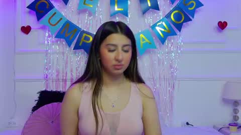 ShannonBannks online show from 06/18/26, 05:39
