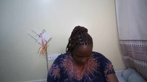 shanny_123 online show from 11/21/25, 07:07