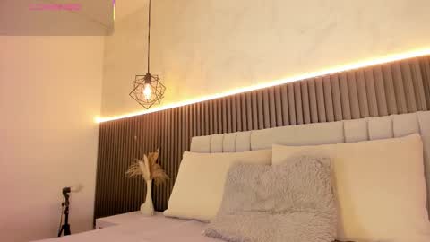 SHANON online show from 10/06/25, 07:00