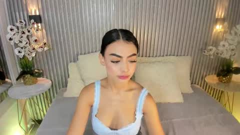 SHANON online show from 10/25/25, 06:13