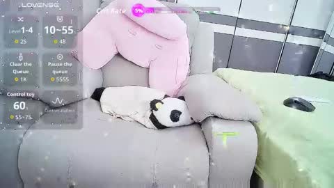 shanshan_cn online show from 09/26/25, 02:04