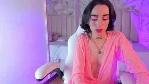 Shantal online show from 10/11/25, 03:50