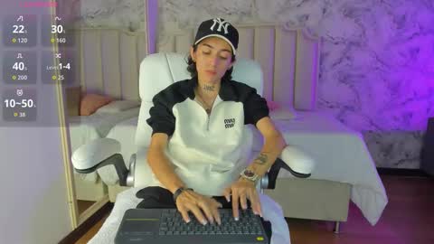 Shantal online show from 11/21/25, 04:55