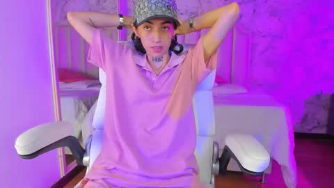 Shantal online show from 11/29/25, 03:53