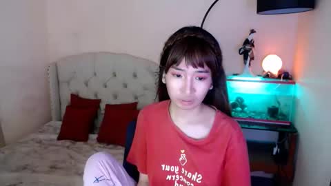 SHANTA FOX  s online show from 03/11/25, 03:26