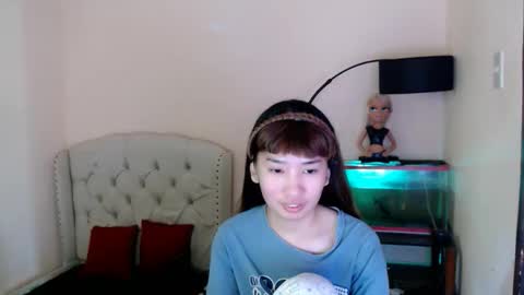 Snapshot of shantalfoxxy chatting on 04/22/26, 12:35 SHANTA FOX s online show from 04/22/26, 12:35