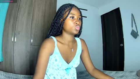 Snapshot of shantall_ebony1 chatting on 09/13/25, 06:24 shantall_ebony1 online show from 09/13/25, 06:24