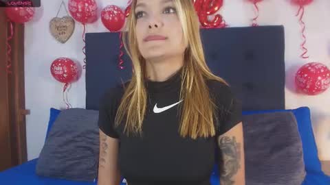 Snapshot of shantallvegga1 chatting on 02/16/26, 12:12 shantallvegga1 online show from 02/16/26, 12:12