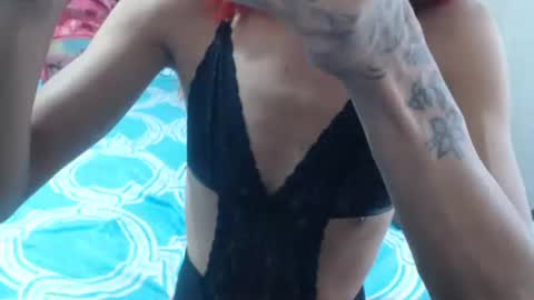 Snapshot of shantalys_beauty_queen chatting on 12/14/25, 04:45 Shantalys online show from 12/14/25, 04:45