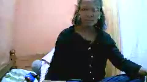Snapshot of shanyarise chatting on 08/01/26, 12:15 ShanyaRise online show from 08/01/26, 12:15