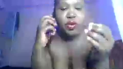 Snapshot of shanzie90 chatting on 07/14/26, 06:18 shanzie90 online show from 07/14/26, 06:18