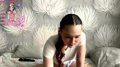 Snapshot of shaquitaalcosiba chatting on 04/25/26, 05:10 Alica online show from 04/25/26, 05:10