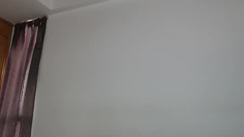 sharickleon11 online show from 10/23/25, 09:02