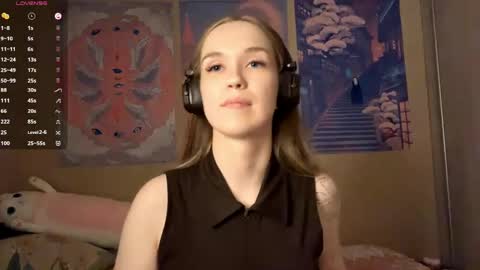 Snapshot of sharitaklemme chatting on 05/08/26, 07:30 Coraline online show from 05/08/26, 07:30