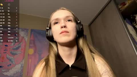 Snapshot of sharitaklemme chatting on 05/14/26, 02:46 Coraline online show from 05/14/26, 02:46