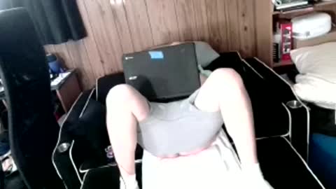 Snapshot of sharko681us chatting on 01/31/25, 05:21 Bill online show from 01/31/25, 05:21