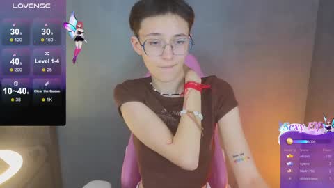 Snapshot of sharli_rose chatting on 12/11/24, 07:46 Sharli online show from 12/11/24, 07:46