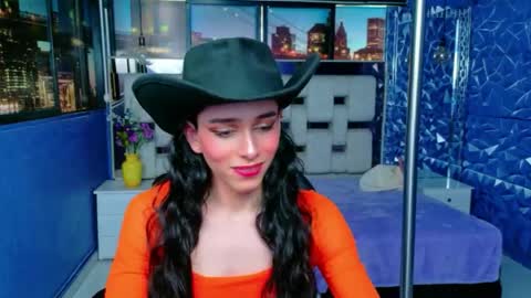 Sharlond online show from 04/15/26, 07:58