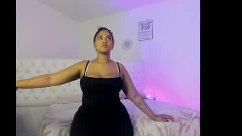 Snapshot of sharlot_evans_ chatting on 11/28/25, 12:19 Sharlot online show from 11/28/25, 12:19