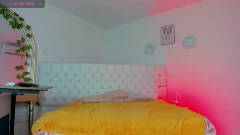 Snapshot of sharlot_evans_ chatting on 12/03/25, 12:03 Sharlot online show from 12/03/25, 12:03