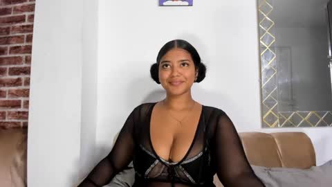 Snapshot of sharlot_evans_ chatting on 04/11/26, 01:37 Sharlot online show from 04/11/26, 01:37
