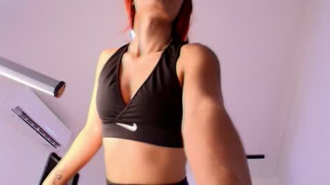 Snapshot of sharlott_kiss chatting on 01/14/26, 11:49 Sharlott online show from 01/14/26, 11:49