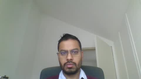 Snapshot of sharmamanxyz chatting on 10/15/25, 06:46 sharmamanxyz online show from 10/15/25, 06:46