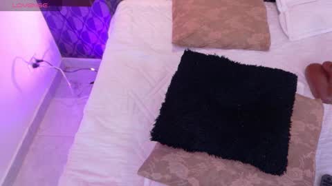 Sharom  online show from 03/01/25, 09:26