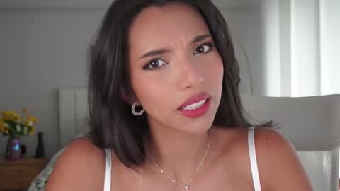 Snapshot of sharon__baker_ chatting on 02/25/25, 05:47 sharon baker online show from 02/25/25, 05:47