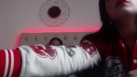 Snapshot of sharon_and_sharit chatting on 12/05/25, 03:37 sharon_and_sharit online show from 12/05/25, 03:37