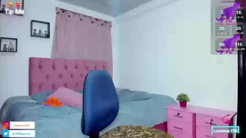 Jessica       independent model  online show from 09/28/25, 12:27