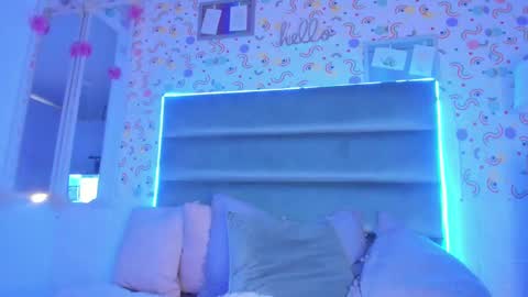 Sharon online show from 03/08/25, 02:40