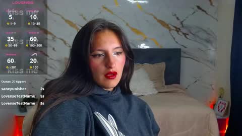 ESTEFI  online show from 06/06/26, 07:35
