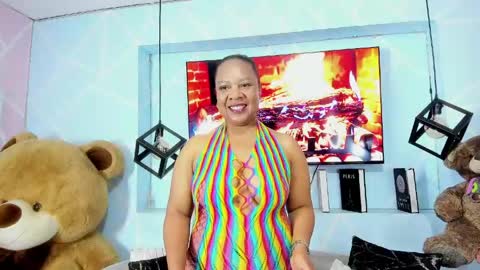 Snapshot of sharon_noa chatting on 04/29/26, 02:32 Sharon Noa online show from 04/29/26, 02:32