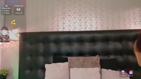 Snapshot of sharonevanss chatting on 02/25/26, 08:18 Sharon online show from 02/25/26, 08:18