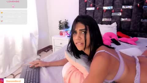 Snapshot of sharonmiller_2 chatting on 02/21/25, 06:37 Sharon Independent model online show from 02/21/25, 06:37