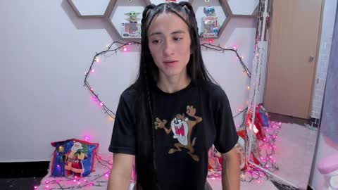 Sharon online show from 12/22/24, 04:39