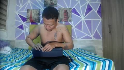 Snapshot of sharonx_morex chatting on 04/19/26, 05:40 sharonx_morex online show from 04/19/26, 05:40