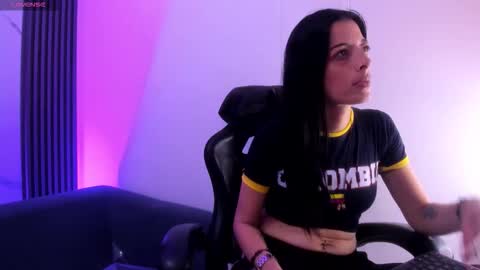 Snapshot of shaunadream_ chatting on 02/03/26, 04:43 Shauna online show from 02/03/26, 04:43