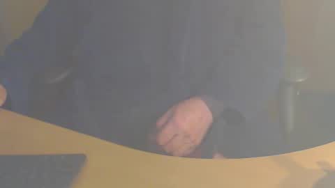 Snapshot of shaved164 chatting on 12/03/24, 09:56 Frans online show from 12/03/24, 09:56