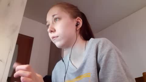 Snapshot of shawanaanene chatting on 02/19/26, 07:59 Annette online show from 02/19/26, 07:59