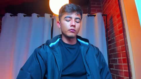 Snapshot of shawn__sanderson chatting on 01/06/26, 11:03 Shawn online show from 01/06/26, 11:03