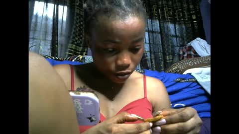 Snapshot of shawnie_baby chatting on 02/11/26, 04:23 shawnie_baby online show from 02/11/26, 04:23